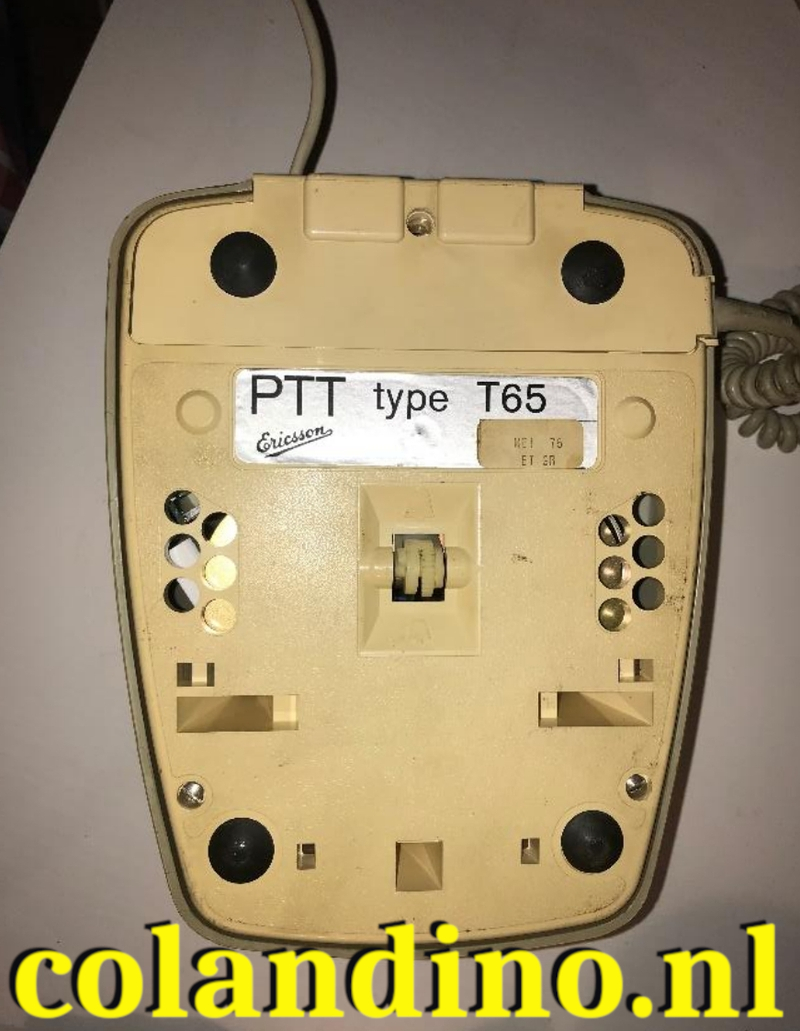 Als de Wonderfoon het goed doet kun je de kap erop schroeven.