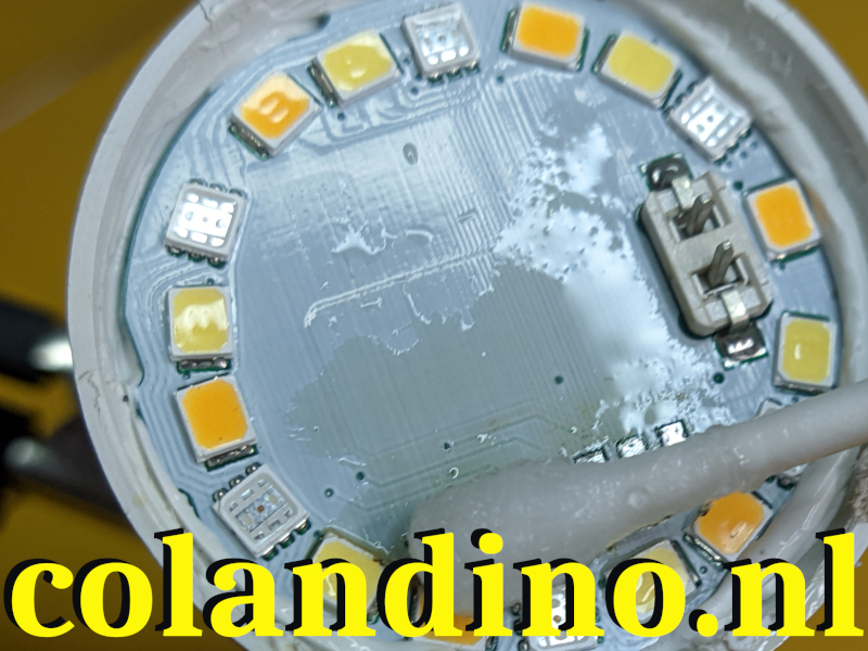 Gebruik IPA om de achtergebleven flux te verwijderen