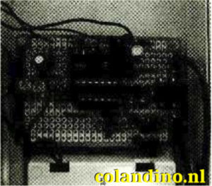 Deze extreme close-up toont de plaatsing van de componenten in de In-Circuit Capacitor Tester.Lezers kunnen, door het schema te volgen, zelfs een breadboard gebruiken om dit apparaat te bouwen.