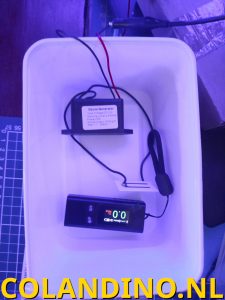 De eerste test, geplaatst voor de ozongenerator op de werkbank, geen resultaat, display blijft op 0.0!