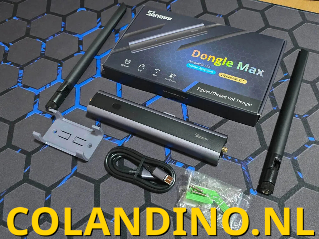 De Sonoff Dongle Max MG24 is een PoE-coördinator met twee antennes en een webdashboard.